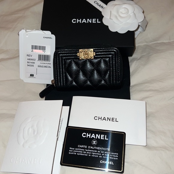 CHANEL Handbags - Chanel Boy Zipped Coin Purse